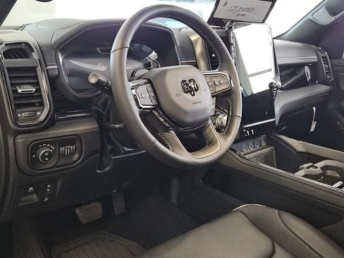 New 2025 RAM 1500 Limited image 9