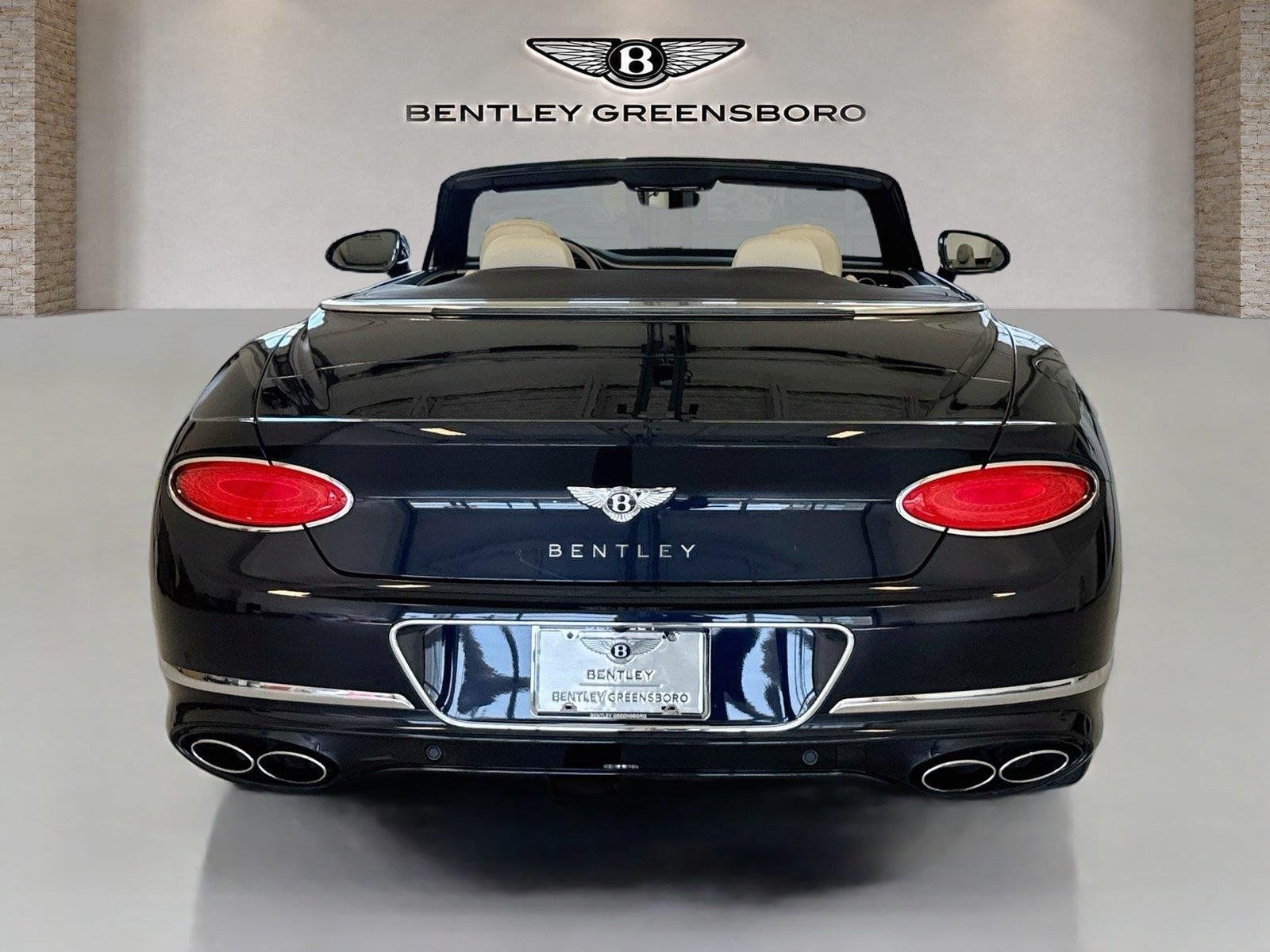Used 2024 Bentley Continental GT AWD/4WD image 11