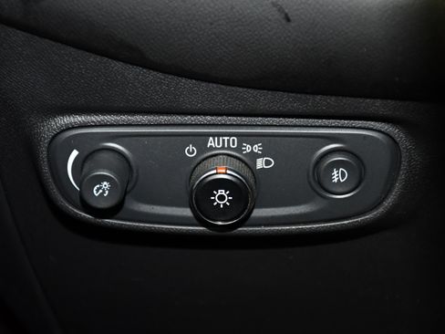 Used 2020 Chevrolet Equinox LT AWD/4WD image 34