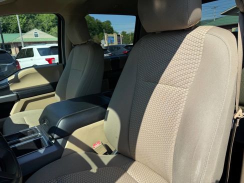 Used 2018 Ford F150 XLT w/ Equipment Group 302A Luxury AWD/4WD image 20