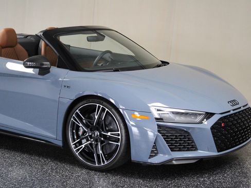 Used 2020 Audi R8 V10 performance image 25