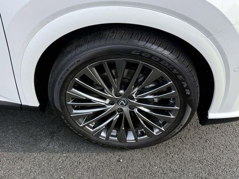 Used 2024 Lexus RX 350 AWD w/ Convenience Package image 7