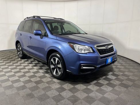 Used 2018 Subaru Forester 2.5i Premium w/ All-Weather Package AWD/4WD image 2