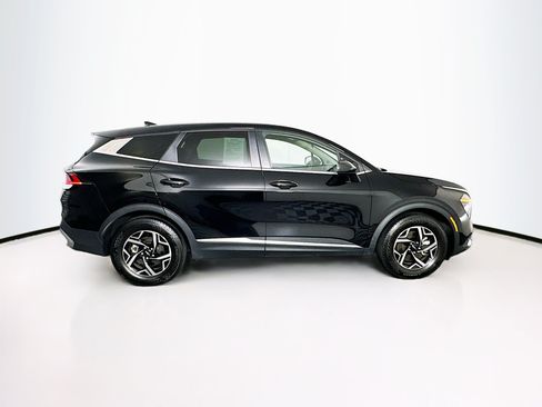 Used 2025 Kia Sportage LX FWD image 10