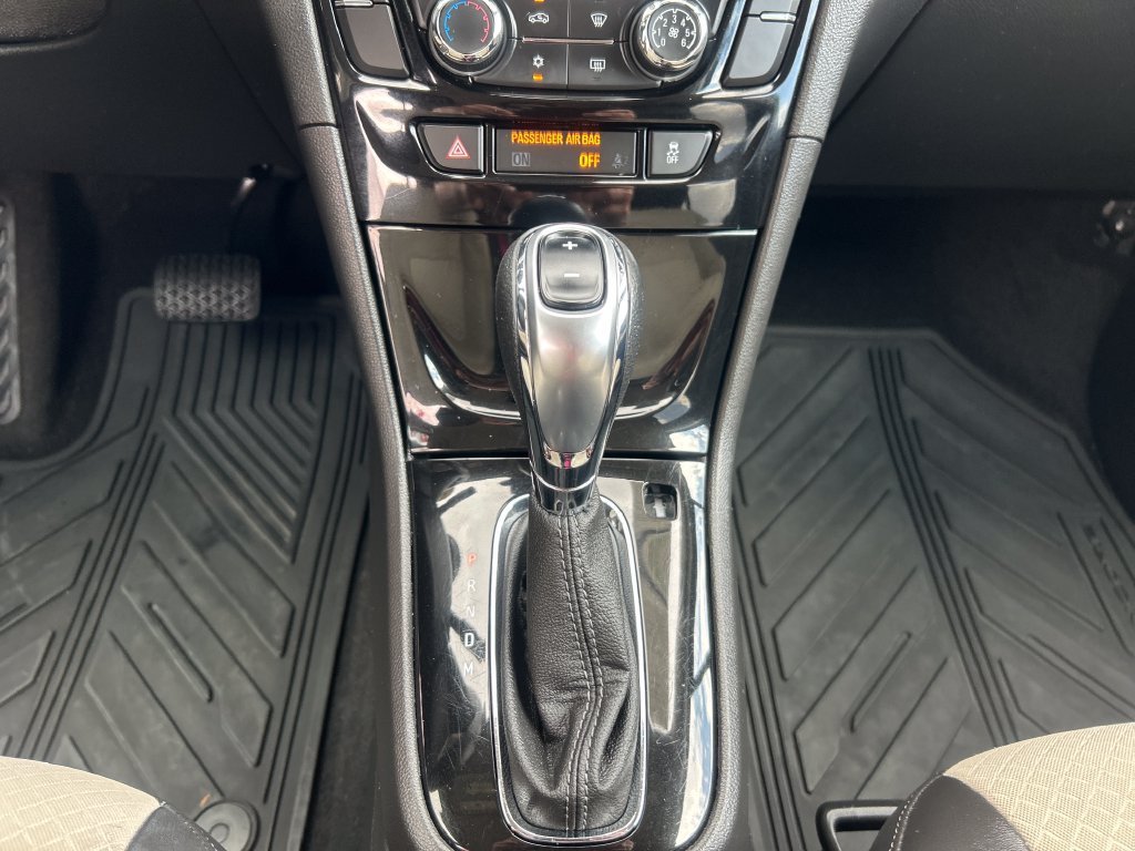 Used 2018 Buick Encore Preferred w/ LPO, Road Trip Package FWD image 25