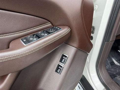 Used 2019 Mercedes-Benz GLS 450 4MATIC image 25