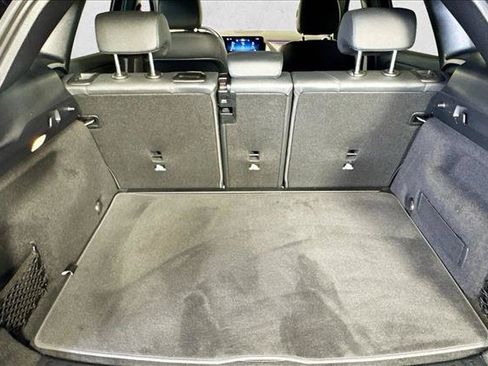 Used 2025 Mercedes-Benz GLA 250 image 24