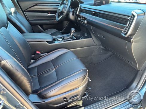 Used 2025 MAZDA CX-50 AWD 2.5 S w/ Cargo Package image 12