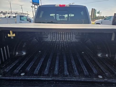 Used 2019 Ford F150 XLT w/ Equipment Group 302A Luxury AWD/4WD image 17