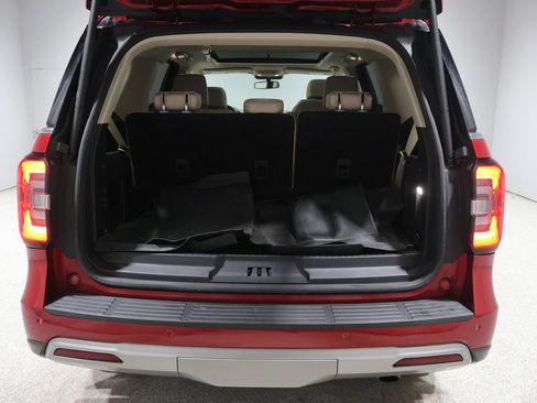 Used 2022 Ford Expedition Limited AWD/4WD image 21