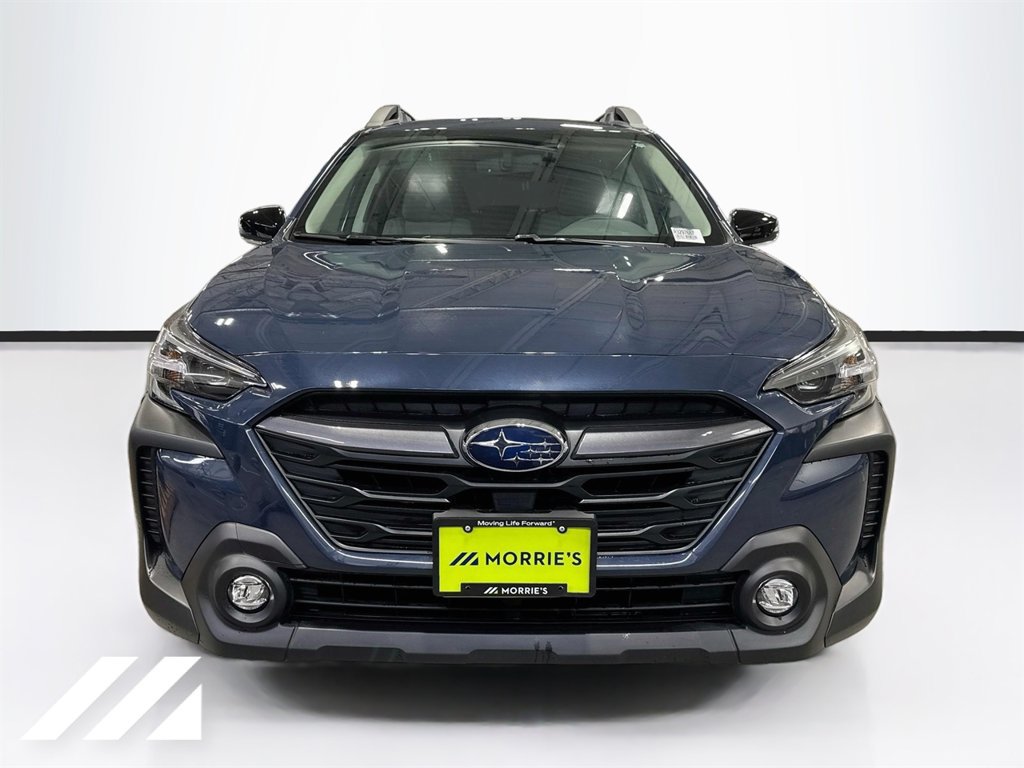 Used 2024 Subaru Outback Premium AWD/4WD image 2