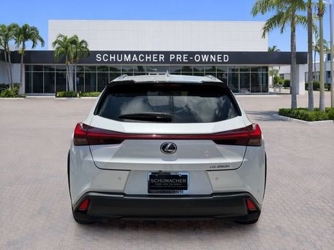 Used 2021 Lexus UX 250h w/ Accessory Package (Z2) AWD/4WD image 6