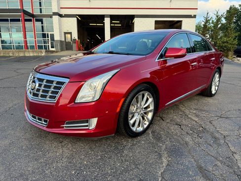 Used 2014 Cadillac XTS Luxury w/ Driver Awareness Package FWD image 1