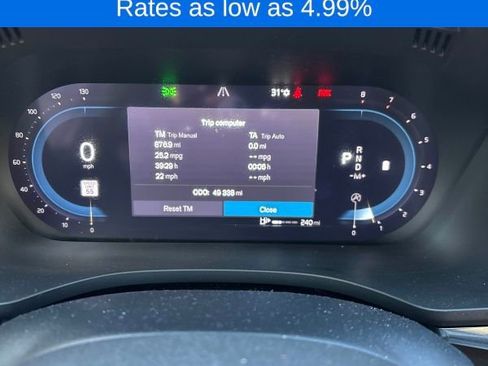 Certified 2023 Volvo XC60 B5 Plus w/ Climate Package image 6