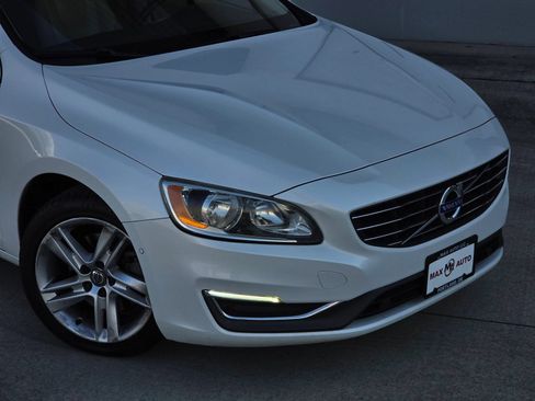 Used 2015 Volvo V60 T5 Premier FWD image 39