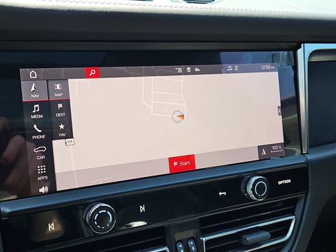 Certified 2022 Porsche Macan GTS AWD/4WD image 18