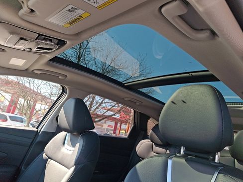 New 2026 Hyundai Tucson Limited image 15