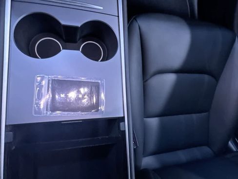 Used 2024 Tesla Model Y Long Range image 16