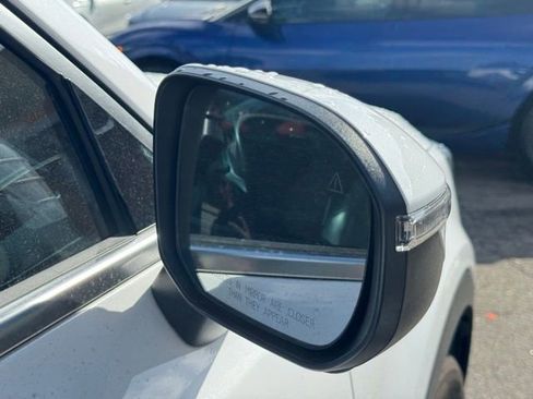 Certified 2024 Kia Telluride S w/ S Sunroof Package image 10