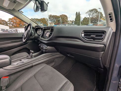 Used 2021 Dodge Durango SXT w/ 3rd Row Seating Group image 22