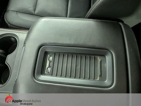 Used 2016 Chevrolet Tahoe LT w/ Luxury Package AWD/4WD image 24