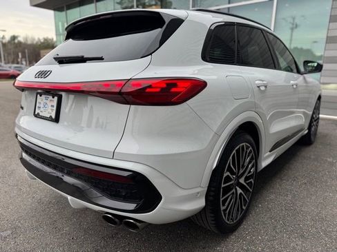 New 2025 Audi SQ5 Premium Plus image 5