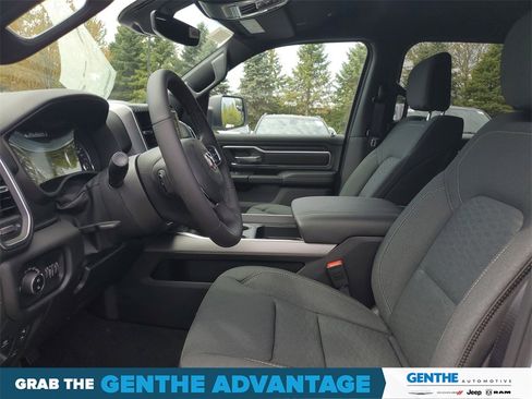 Used 2025 RAM 1500 Big Horn image 8