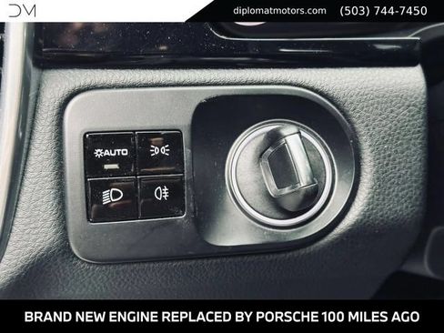 Used 2020 Porsche Cayenne AWD/4WD image 33