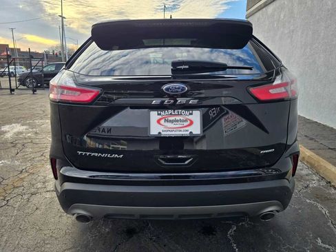 Used 2024 Ford Edge Titanium image 11