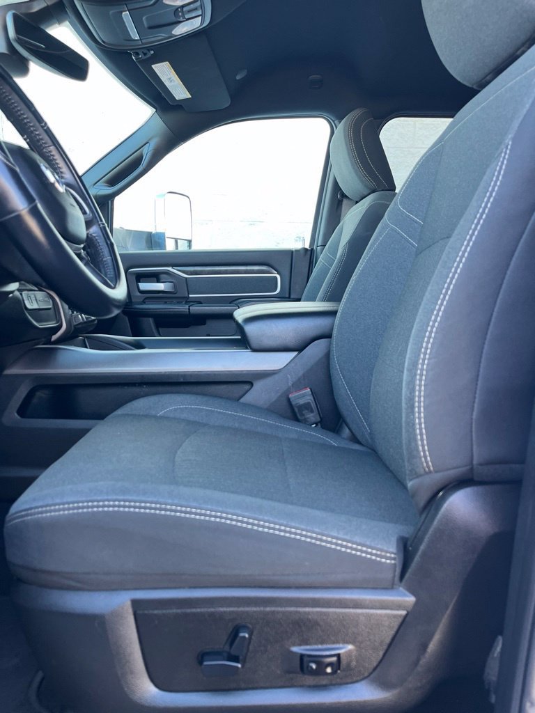 Used 2020 RAM 2500 Big Horn w/ Level 1 Equipment Group AWD/4WD image 9