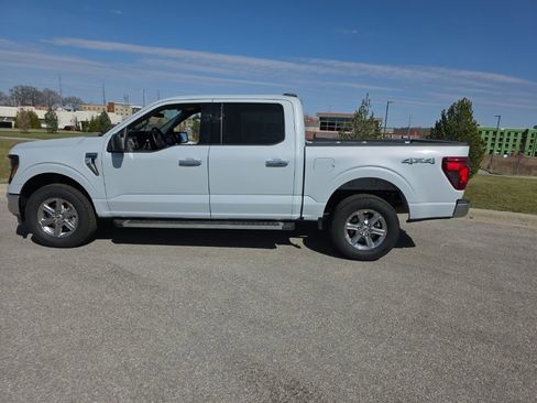 Used 2025 Ford F150 XLT w/ Equipment Group 301A Standard image 8