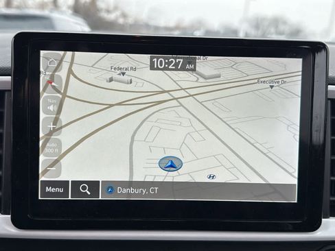 Used 2023 Hyundai Venue Limited w/ Cargo Package image 17