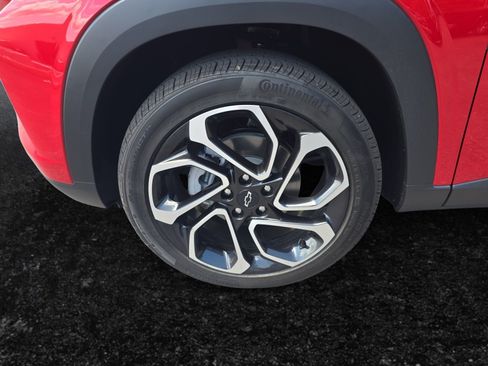 Used 2026 Chevrolet Trax RS w/ Driver Confidence Package FWD image 9