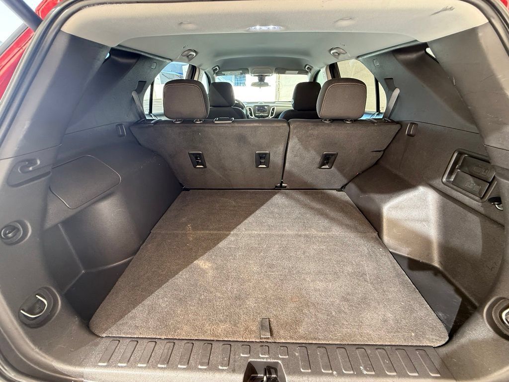 Used 2023 Chevrolet Equinox LT FWD image 14