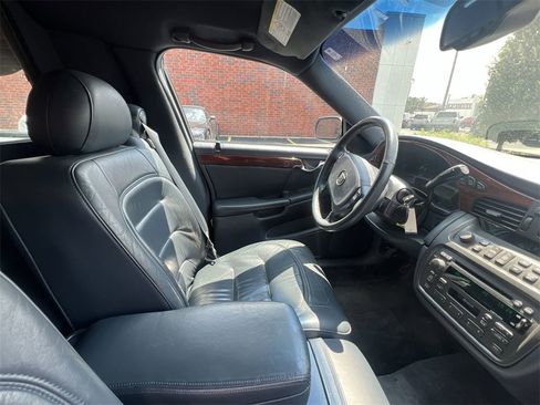 Used 2002 Cadillac De Ville Hearse image 11