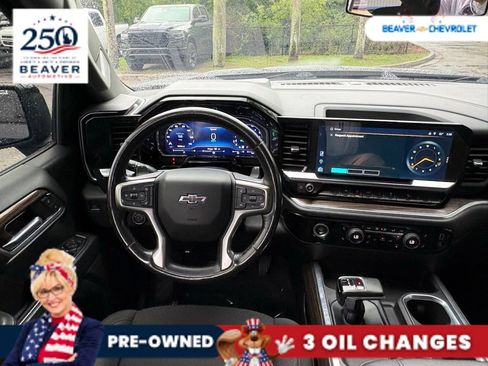 Used 2023 Chevrolet Silverado 1500 RST w/ Z71 Off-Road Package AWD/4WD image 16