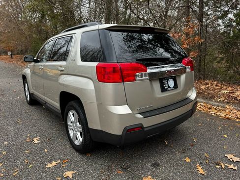 Used 2014 GMC Terrain SLE FWD image 5