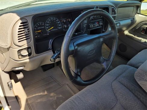Used 1997 Chevrolet Silverado 1500 2WD Extended Cab image 10