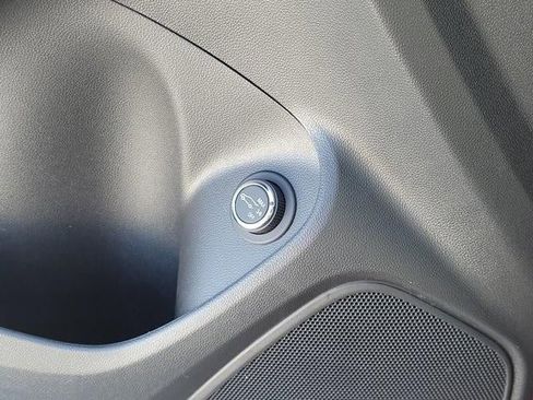 Used 2024 Buick Encore GX Preferred image 31