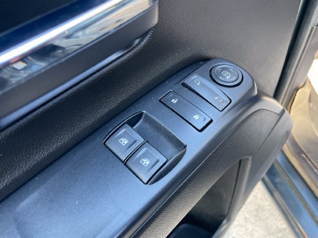 Used 2018 Chevrolet Silverado 1500 W/T w/ WT Convenience Package AWD/4WD image 21