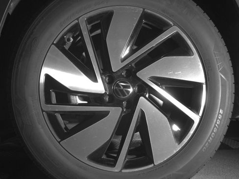 Used 2026 Volkswagen Atlas SE FWD image 15