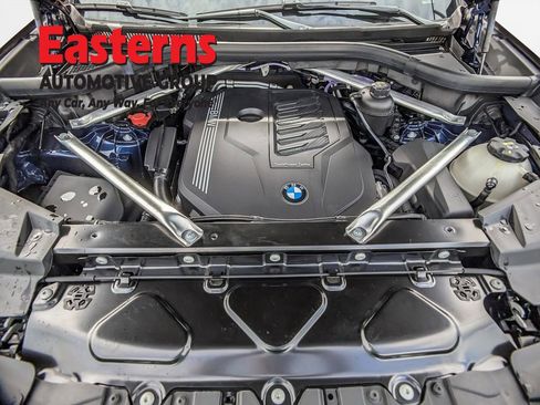 Used 2022 BMW X5 xDrive40i AWD/4WD image 7