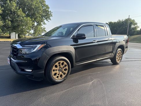 Used 2021 Honda Ridgeline RTL-E image 2