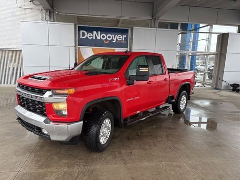 Used 2020 Chevrolet Silverado 2500 LT w/ All Star Edition image 3