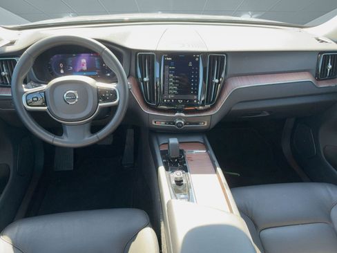 Certified 2023 Volvo XC60 B5 Plus w/ Climate Package image 26