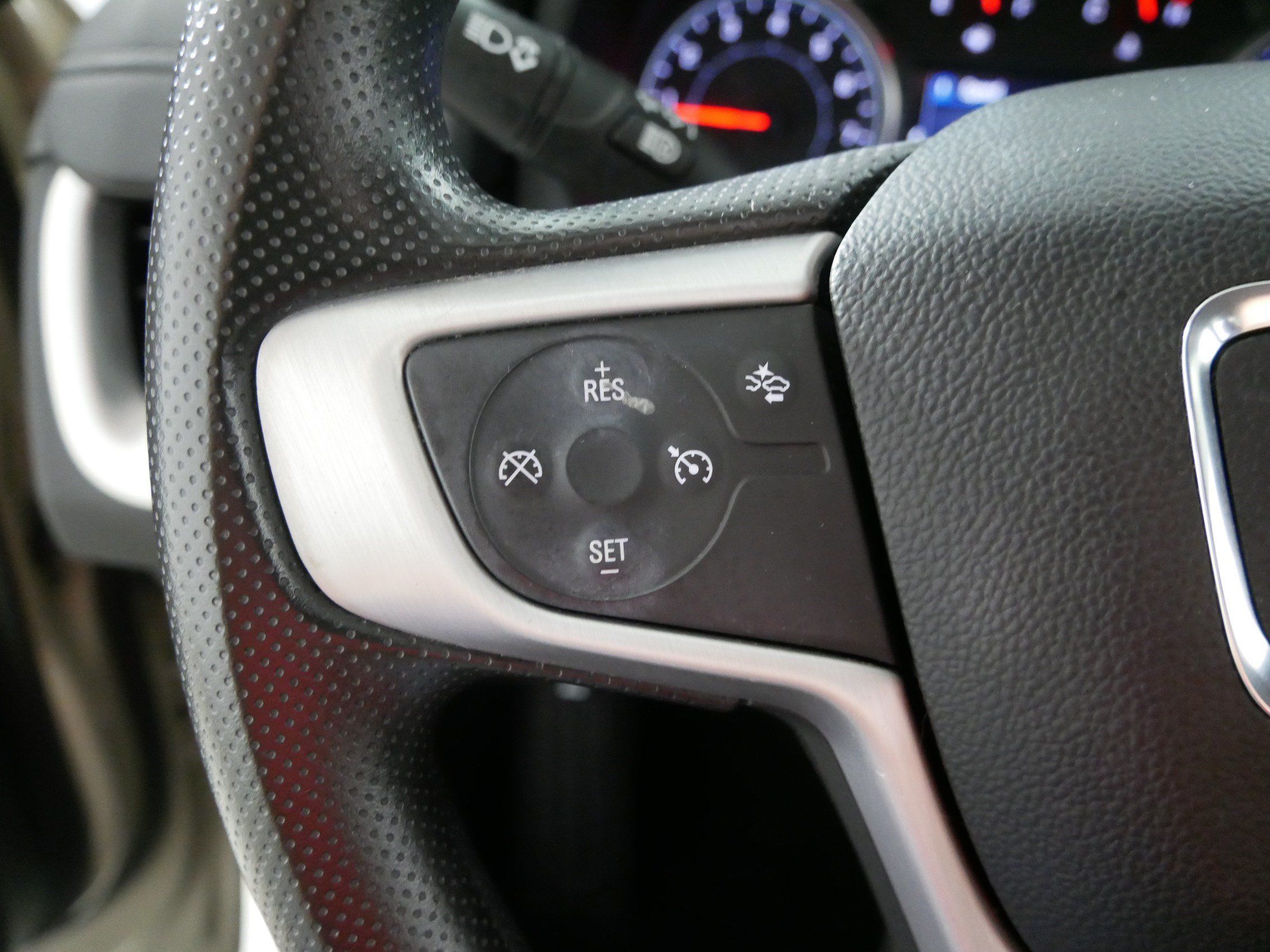 Used 2023 GMC Terrain SLE w/ Driver Convenience Package AWD/4WD image 27