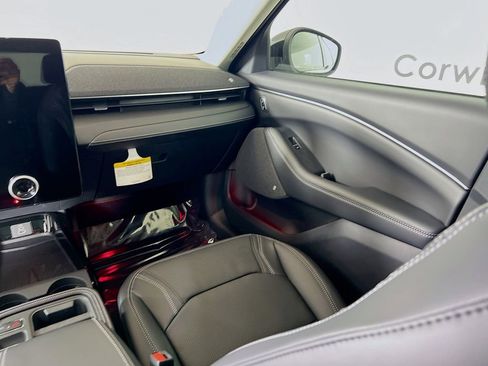 New 2025 Ford Mustang Mach-E Premium image 29