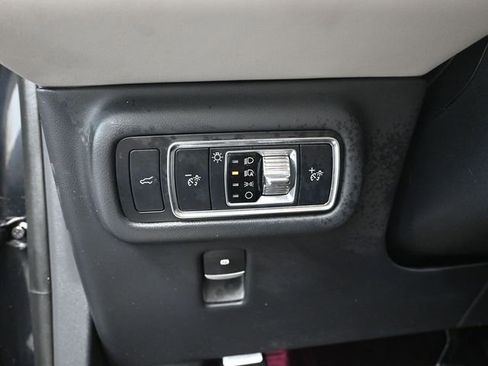 Used 2024 Lincoln Nautilus Premier w/ Equipment Group 102A image 35