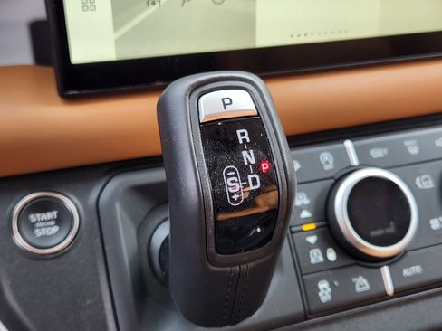 Certified 2024 Land Rover Defender 130 S image 24