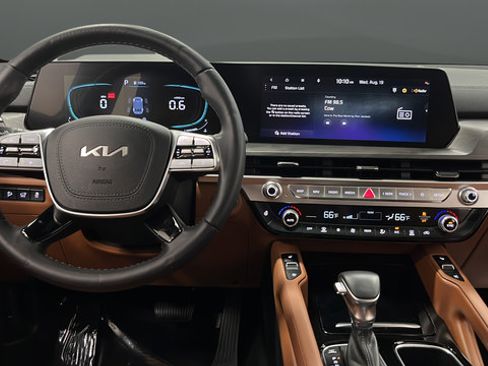 Used 2024 Kia Telluride EX X-Line AWD/4WD image 11